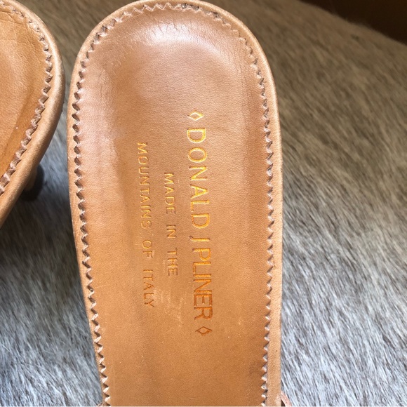 Donald J Pliner Valore slip on mule slide sandal cognac leather kitten heel 9N - Picture 3 of 7